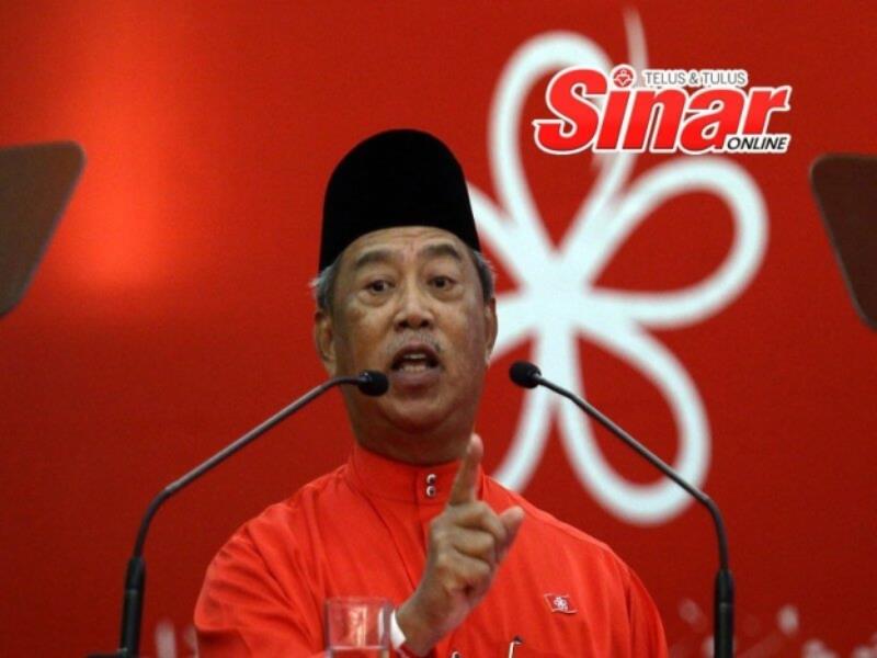 Muhyiddin dakwa Pas berkhalwat dengan Umno
